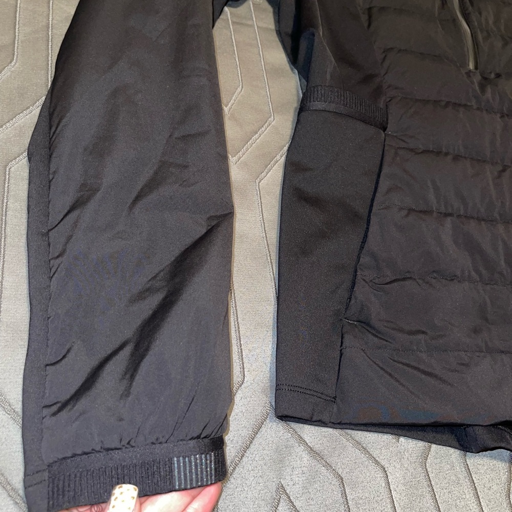 Lululemon Down For It All 1/2 Zip Pullover Jacket Black 12 - Picture 3 of 13